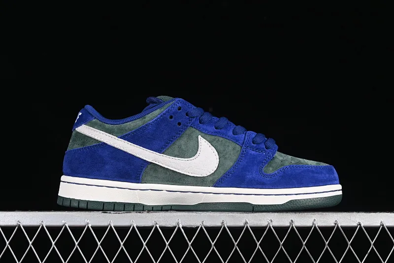 All categories Nk SB Dunk Series Nk SB Dunk Low Low-top sneakers K version Nk SB Dunk Low SB dunk series low-top casual sports skateboard shoes HF3704-400